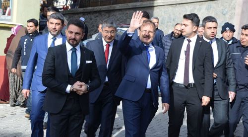 Çavuşoğlu Sivrihisar'a hayran kaldı