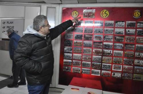 Çay içip Eskişehirspor'un unutulmaz anlarına yolculuk yapın: İşte o dükkan...