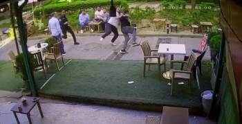 Çay Sevdalısı Esnaf, Polisten Kaçan Şüpheliyi Böyle Yakaladı