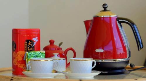 Çaydanlık Neden Kararır? Çaydanlık Bakım ve Temizlik İpuçları