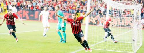 Cemali Eskişehirspor'da tutulacak