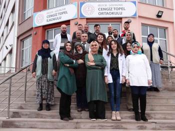Cengiz Topel Okulu’Nun Hedefi Her Branşta Başarıyı Yakalamak
