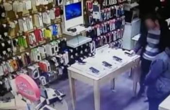 Cep Telefonu Hırsızlığı Zanlısı Yakalandı
