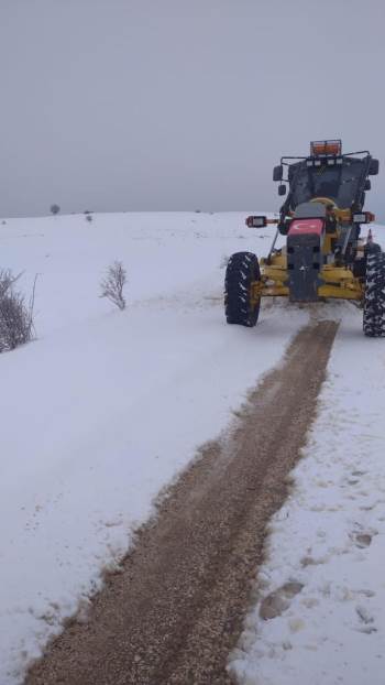 Cerit Yaylası’Nda Kar Kalınlığı Yarım Metreyi Aştı
