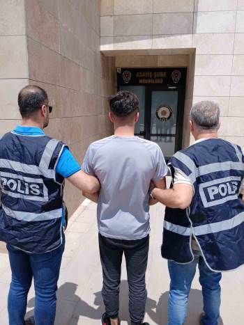 Çeşitli Suçlardan Aranan 2 Şahsı Polis Yakaladı
