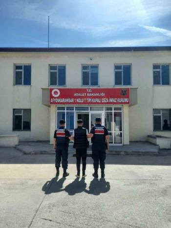 Çeşitli Suçlardan Hapis Cezası İle Aranan 2 Şahsı Jandarma Yakaladı
