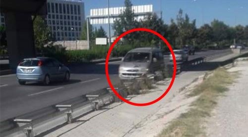 Çevreyolunda kazaya davetiye çıkaran görüntü