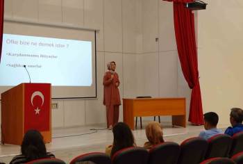 Cezaevi Personelleri Ve Hükümlülere Yönelik Öfke Kontrolü Eğitimi
