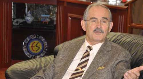 CHP’de belediye başkanlarına Büyükerşen örneği