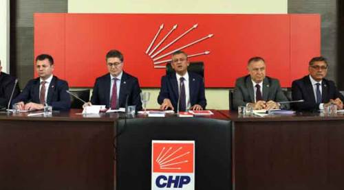 CHP'de Genel Başkan değişti ancak...