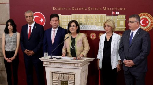 CHP'de imza sayısı 526 oldu