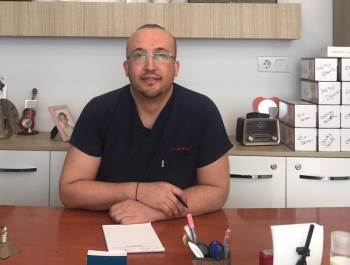 Chp’Li Belediye Meclis Üyesi Komisyon Görevinden İstifa Etti
