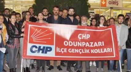 CHP’li gençler sokağa çıktı