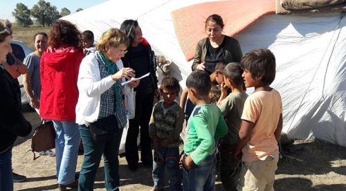 CHP'li kadınlar mevsimlik işçilerle birlikte