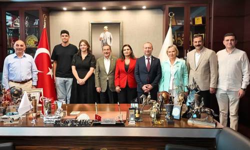 CHP milletvekilleri ve parti yöneticileri Tepebaşı'nda