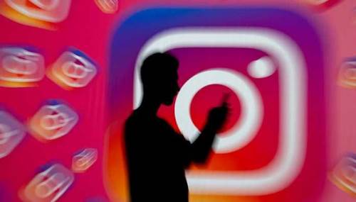 CHP’nin Gençlik Kolları başkanları "Instagram" yasağına karşı harekete geçti