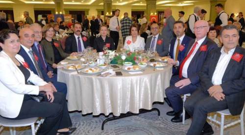 CHP Odunpazarı Örgütü’nün Dayanışma Gecesi’nde nostalji!