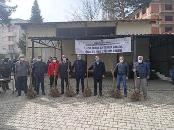 Çiftçiye Bin 300 Adet Ücretsiz Kestane Fidanı
