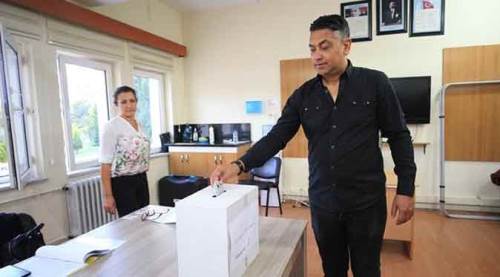 Çifte vatandaşlar Eskişehir'de sandık başında