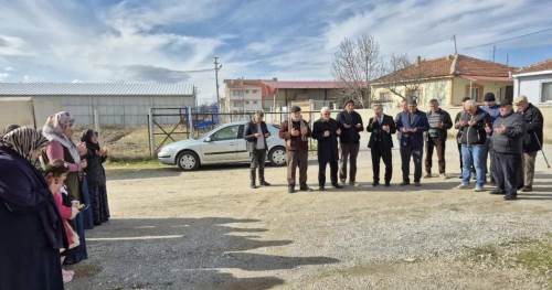 Çifteler’de umre yolcuları dualarla uğurlandı