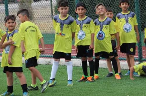 Çiftelerde eğitimler sürüyor