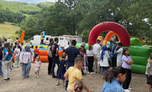 Çilimli’de aile şenliği coşkusu: Doğa ve eğlence bir arada