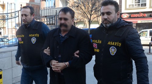 Cinayet zanlısı muhtar adliyeye sevk edildi