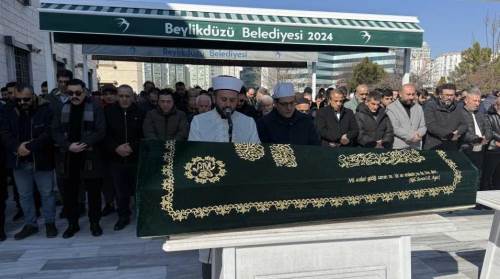 Çocuk Doktoru Asilhan Kılınçlı, son yolculuğuna uğurlandı