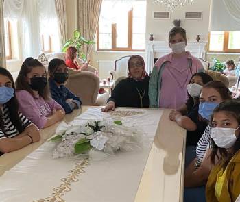 Çocuk Evlerinde Kalan Çocukların Mutlu Günü
