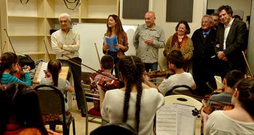 ÇOCUK ORKESTRASINA ÖVGÜLER