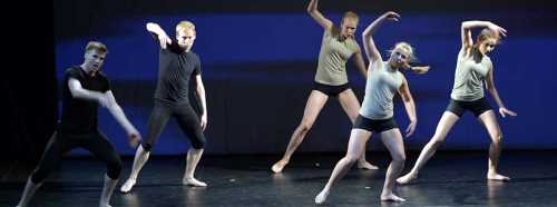 ÇOCUK VE GENÇLİK TİYATROLARI FESTİVALİ