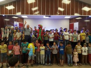 Çocuklar, Goncagül Tiyatrosu İle Coştu
