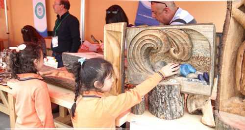ÇOCUKLARA AHŞAP SANATI ÖĞRETİMİ