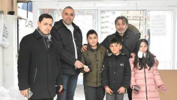 Çocuklardan Depremzedelere Anlamlı Yardım
