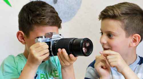 Çocukların çektiği fotoğraflar sergilendi