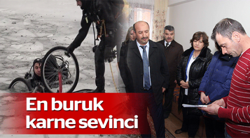 Çocukların karneleri ailelerine verildi