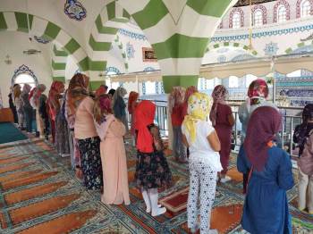 Çocuklarla Camide Bir Gün Projesi
