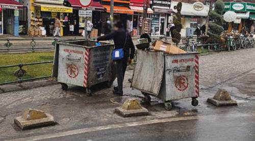 Çöpten medet umdu: Eskişehir'den üzen manzara