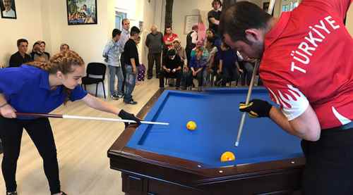 Çukurhisar’da bilardo rüzgarı