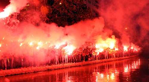 Cuma günü kimseye söz vermeyin