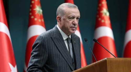 Cumhurbaşkanı Erdoğan’dan “çok farklı”  asgari ücret açıklaması