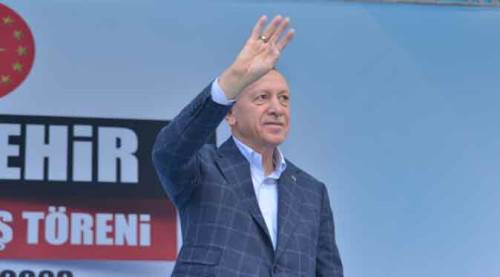 Cumhurbaşkanı Erdoğan Eskişehir'de muhalefete yüklendi