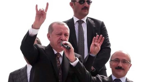 Cumhurbaşkanı Mersinlileri böyle selamladı