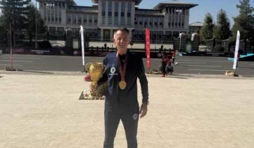 Cumhurbaşkanlığı Yarı Maratonu’nda Eskişehir’i temsil ettiler, dereceyle döndüler
