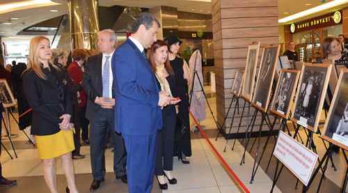 Cumhuriyet Kadınları sergi açtı