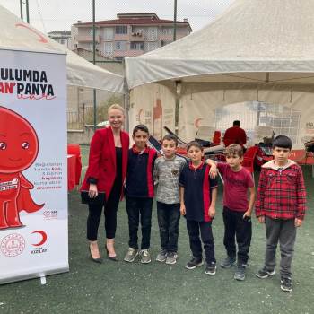 Cumhuriyetin 100 Yılında 100 Kan Bağışı Etkinliği
