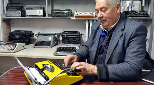 Daktilo sevdası buralara getirdi