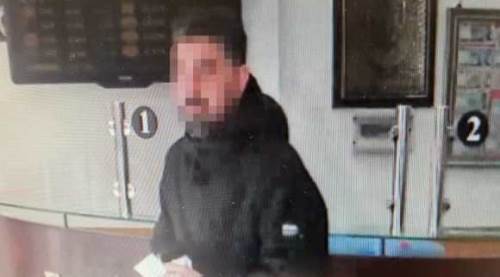 Dalgınlık pahalıya patladı: Eskişehir'de 100 Euro'yu alan müşteri aranıyor!