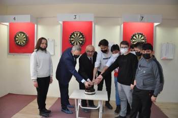 Dart Şampiyonasından Madalya İle Döndüler
