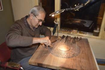 Dededen Toruna Ahşap Hat Sanatı
